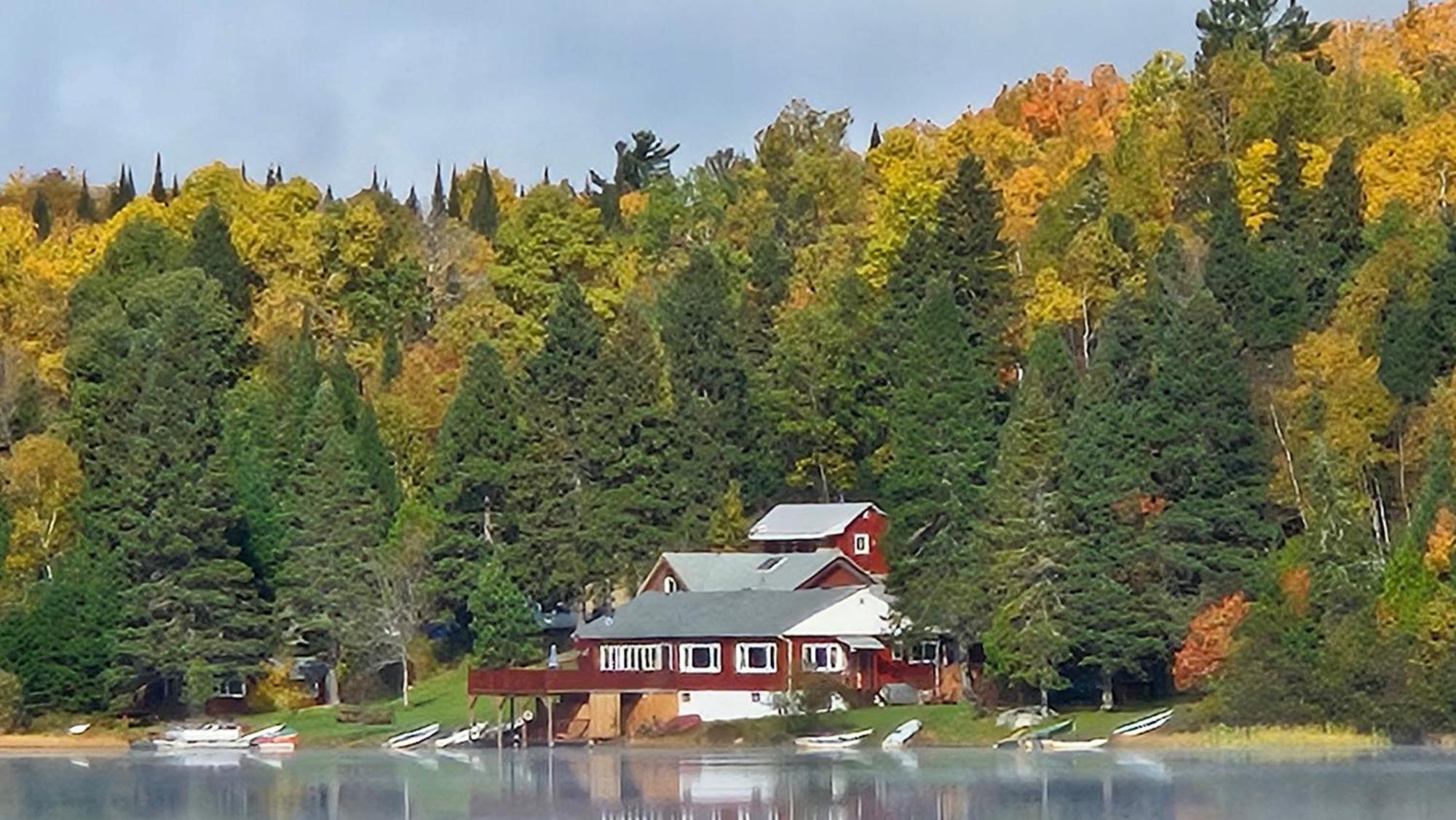 坎拉穆什普尔奥伯格小屋旅馆 Saint-Michel 外观 照片