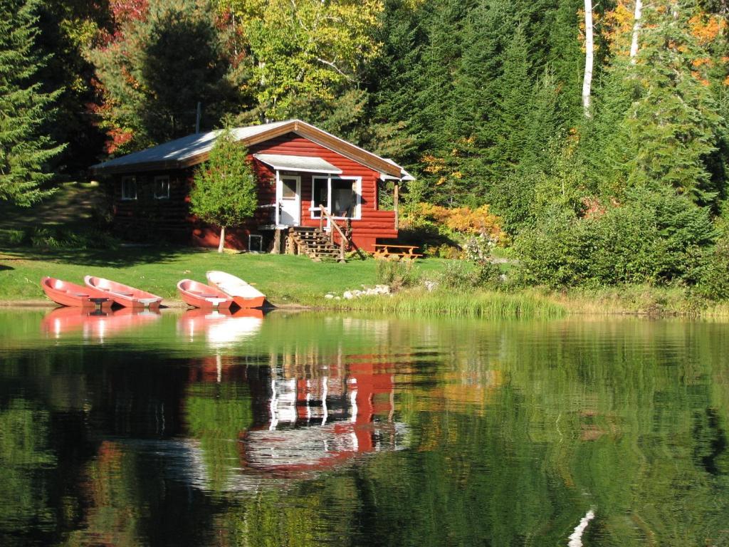 坎拉穆什普尔奥伯格小屋旅馆 Saint-Michel 外观 照片