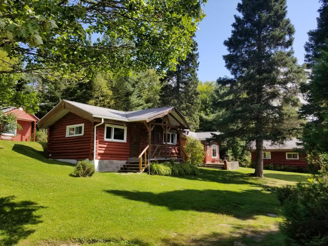 坎拉穆什普尔奥伯格小屋旅馆 Saint-Michel 外观 照片